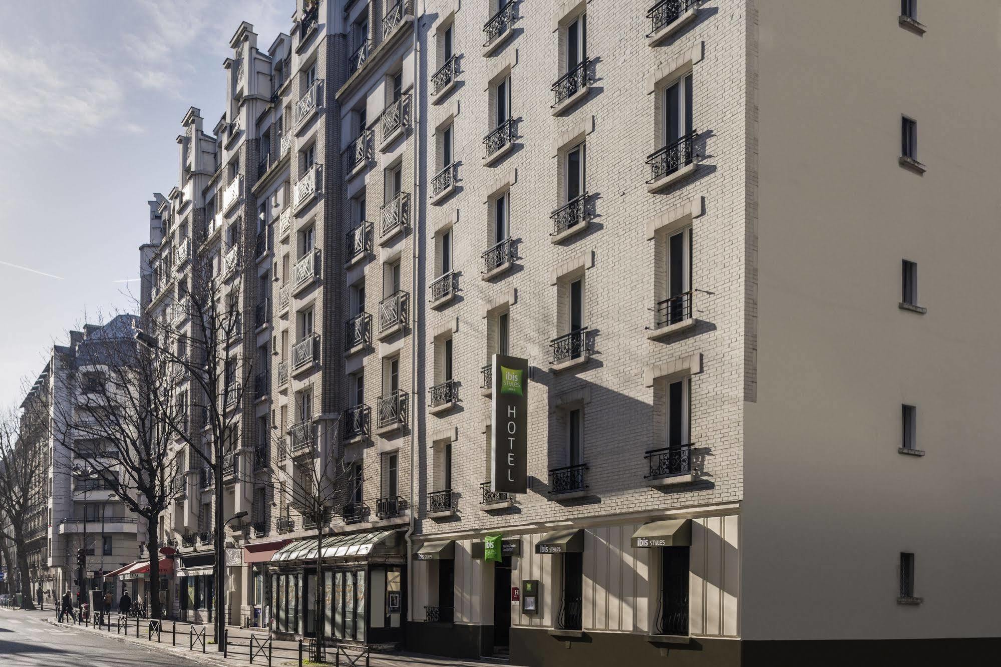 Ibis Styles Crimée La Hotel París